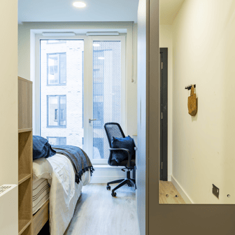 Classic Plus En Suite - Image 2